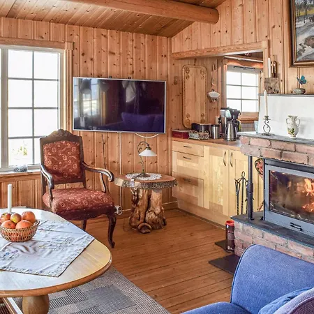 Lovely In With House A Mountain View